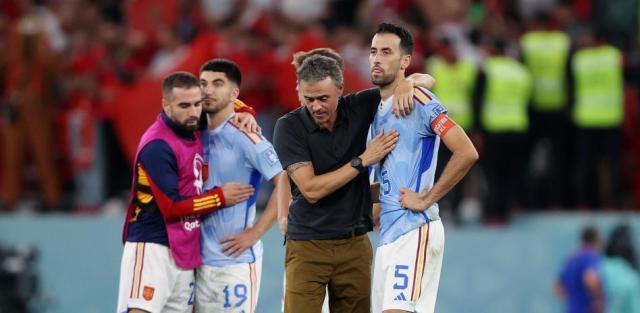 b体育-梁宏业：布斯克茨退役国家队，一个时代的终结？